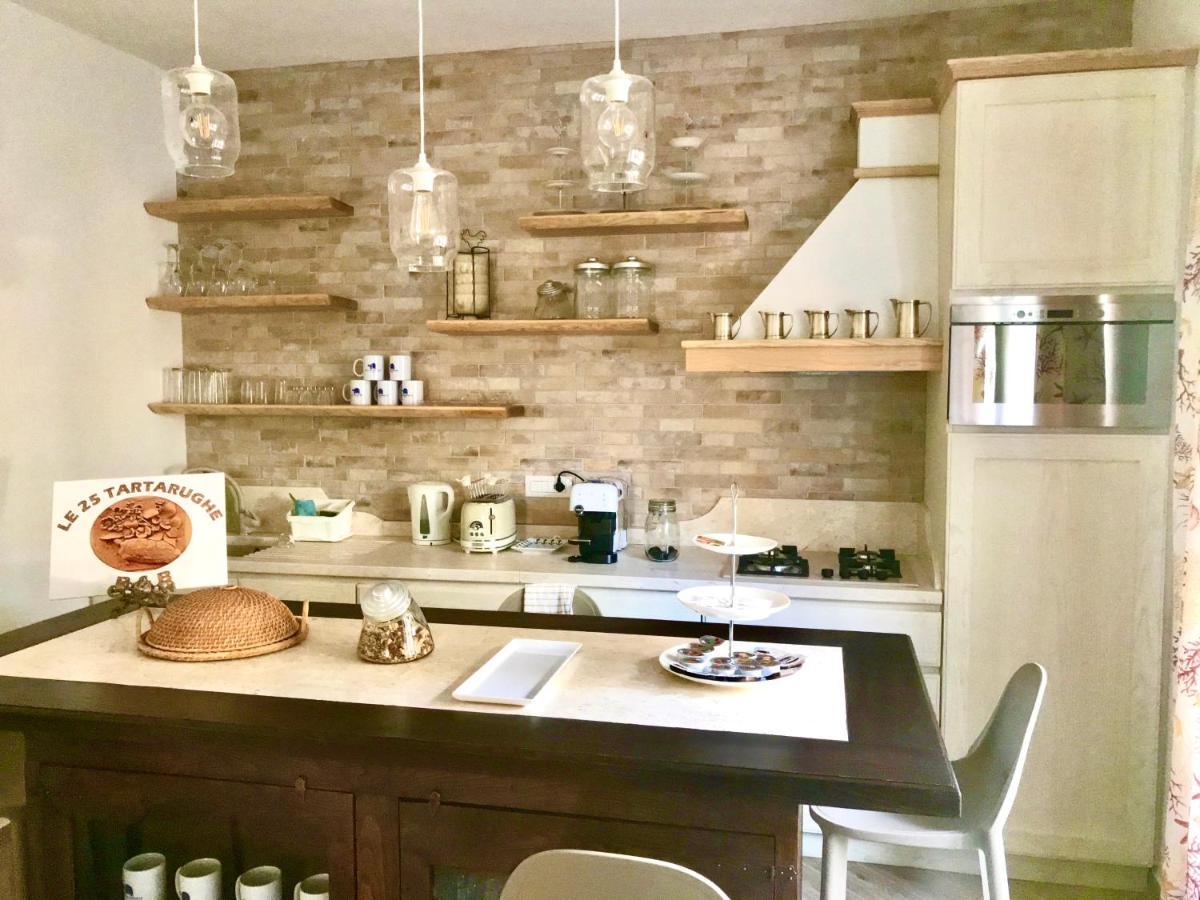 Le 25 Tartarughe Bed & Breakfast Santa Teresa Gallura Dış mekan fotoğraf