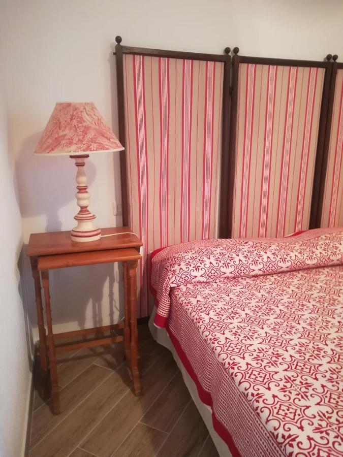 Le 25 Tartarughe Bed & Breakfast Santa Teresa Gallura Dış mekan fotoğraf