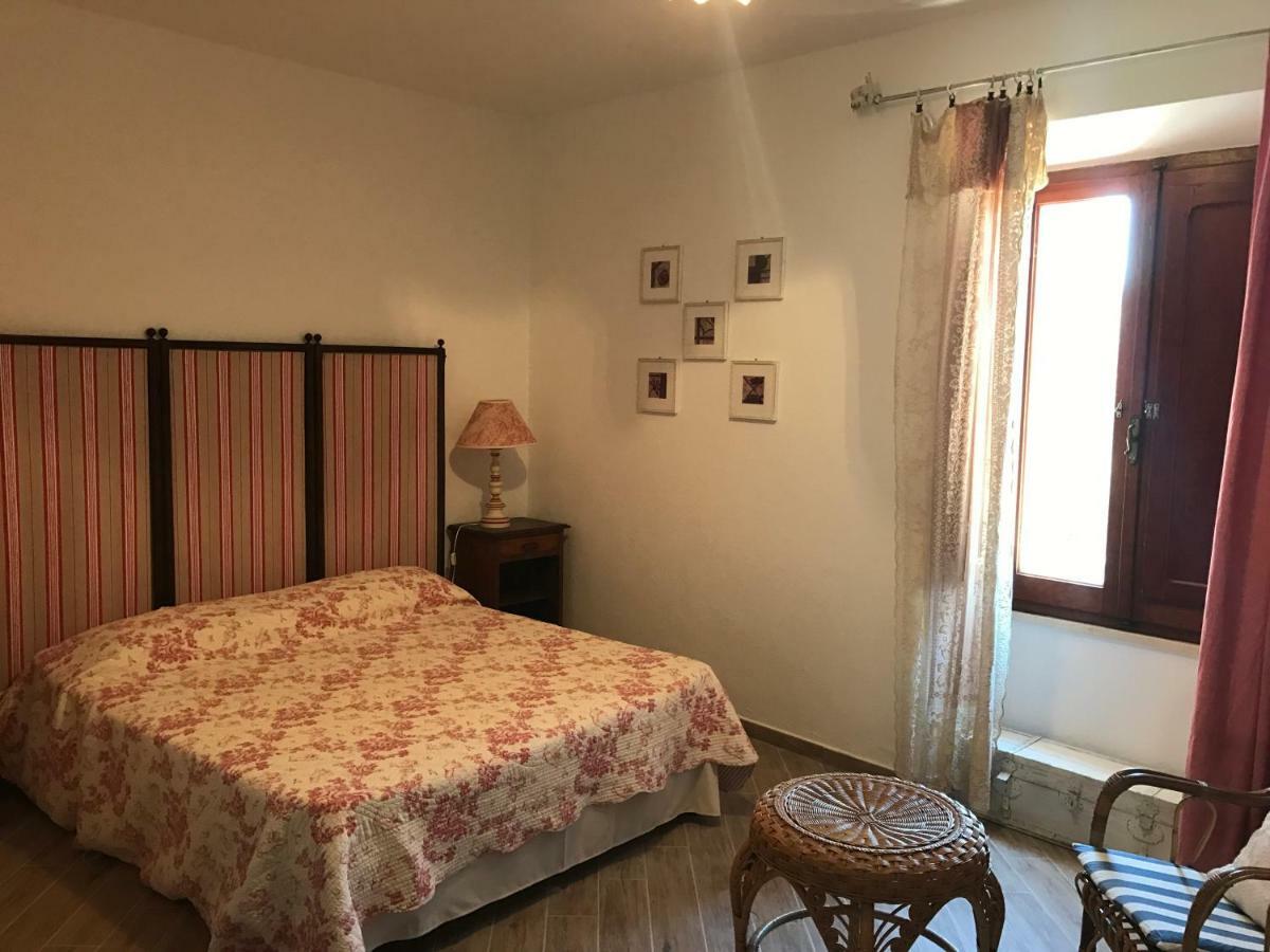 Le 25 Tartarughe Bed & Breakfast Santa Teresa Gallura Dış mekan fotoğraf